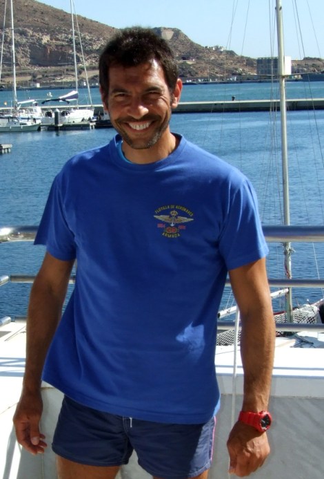 Los amigos d ela Flotilla de Aeronaves de la Armada me regalaron esta camiseta tan chula y exclusiva..