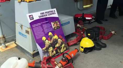 control de daños fragata noruega hnoms helge ingstad (f-313) (21)