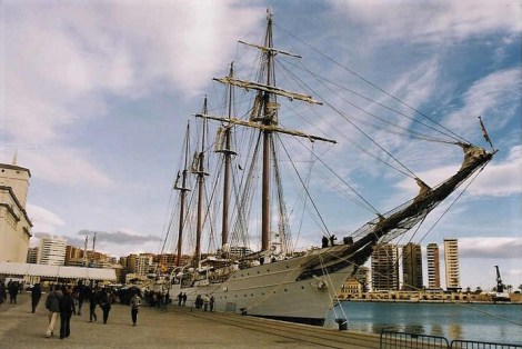 BUQUE ESCUELA JUAN SEBASTIAN ELCANO ESMERALDA ARMADA ESPAÑA CHILE VELERO INSTRUCCION FORO NAVAL (5)