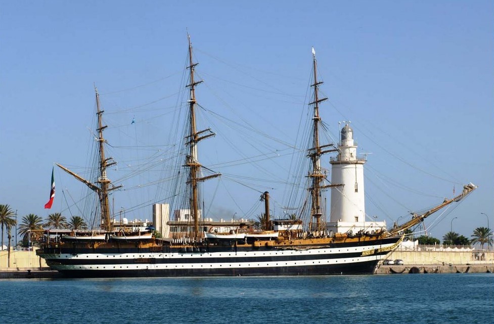 nave scuola Cristoforo colombo buque escuela amerigo vespucci foro naval (13)