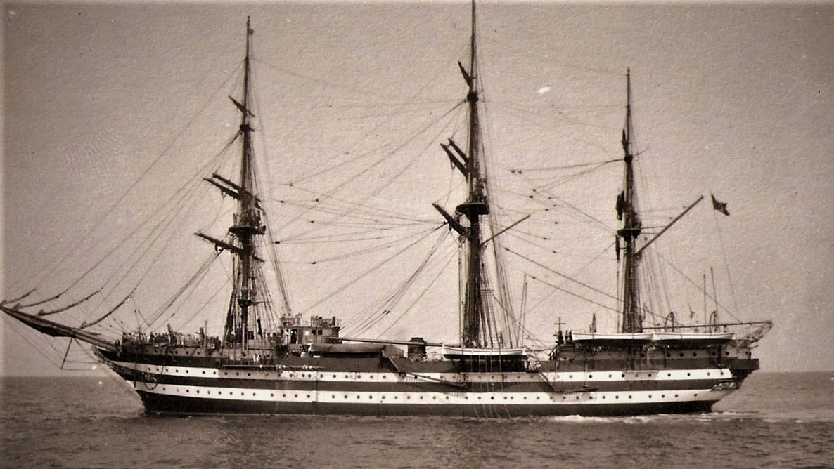 nave scuola Cristoforo colombo buque escuela amerigo vespucci foro naval (36)