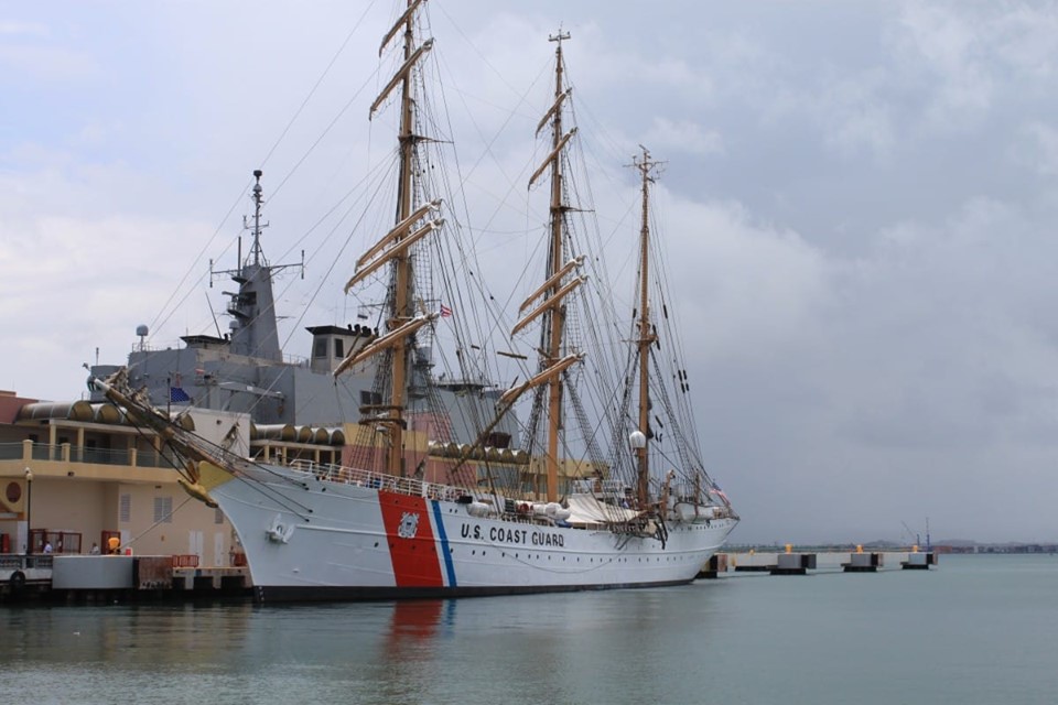 USCGC Eagle (1)