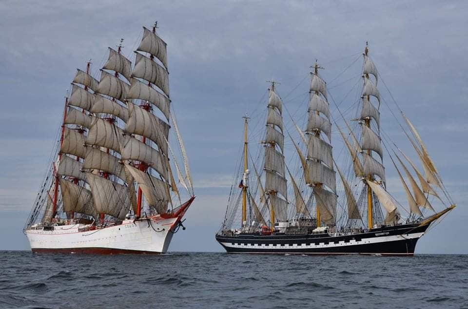 Sedov &amp; Kruzenshtern (1)