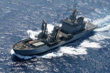 buques aprovisionamiento logistico armada foro naval (00o)