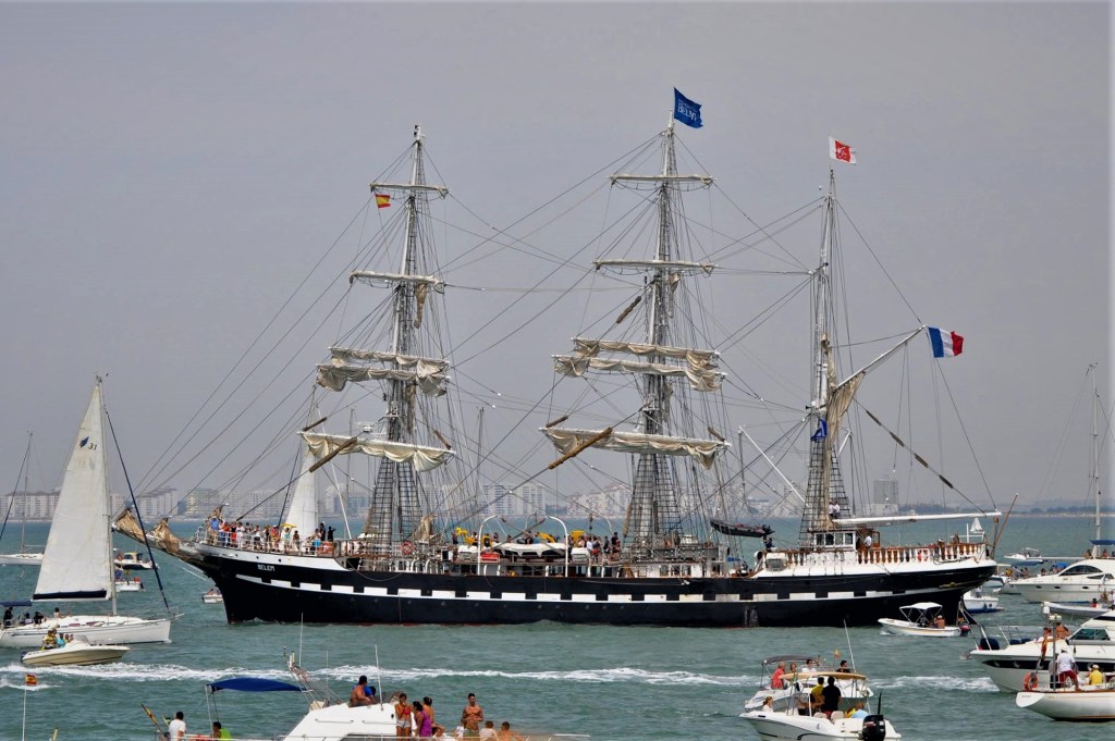 La imagen tiene un atributo ALT vacío; su nombre de archivo es tall-ship-belem-foro-naval-7.jpg
